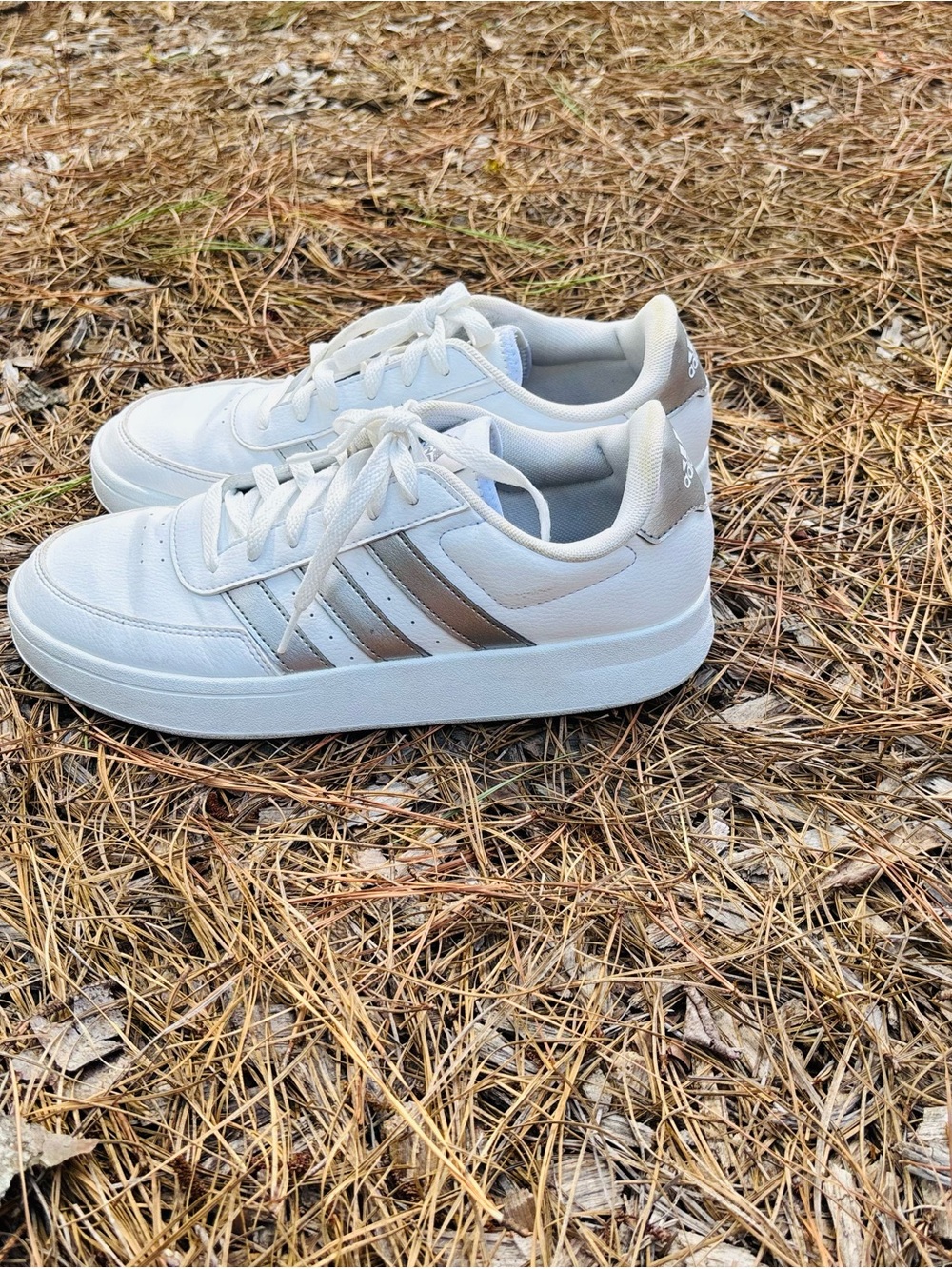 Adidas Breaknet 2.0 Women’s White Sneakers with Metallic Silver Stripes size 9.5 - Picture 7 of 11
